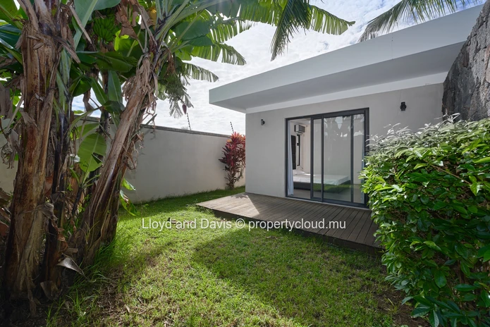 Elegant Furnished Villa with Garden and Gazebo in Péreybère