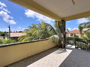 4 Bedroom Apartment