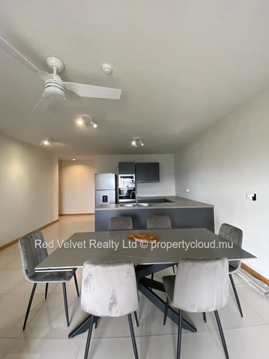 Appartement de 3 chambres à louer à Sodnac, Quatre Bornes | 158 m²