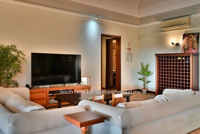 Villa de Luxe d'Exception à Tamarin | Domaine Golfique Privé & Art de Vivre Exclusif