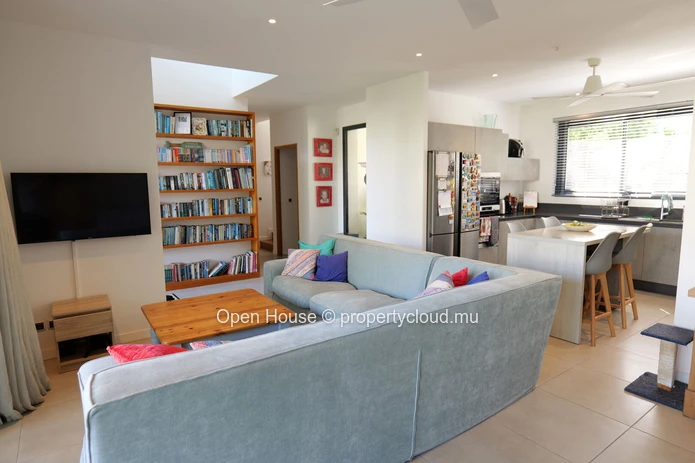 3-Bedroom PDS Villa with Private Pool for Sale in Tamarin