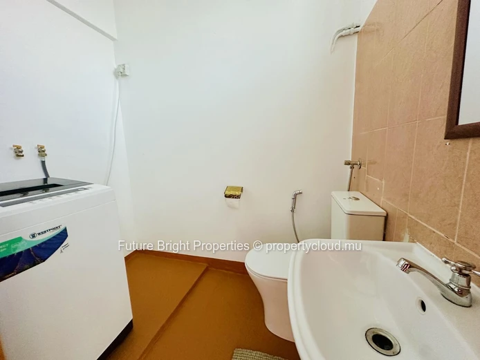 Inviting Ground Floor Apartment in Vacoas