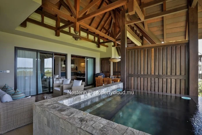 Beautiful 3-Bedroom sea view apartment 
