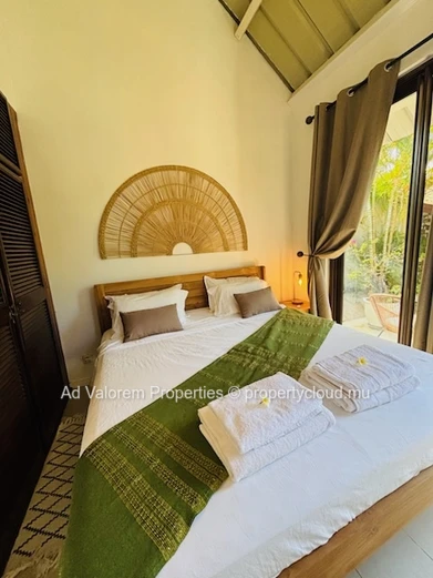 Charmante Maison Meublée à Vendre à Tamarin – Avec Piscine Privée