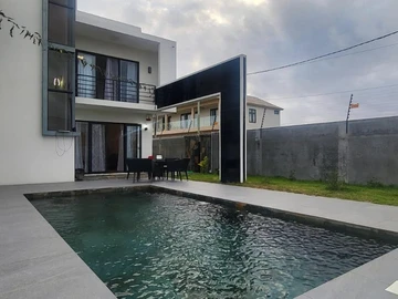 4 Bedroom Villa