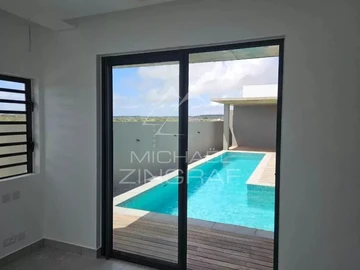 6 Bedroom Villa