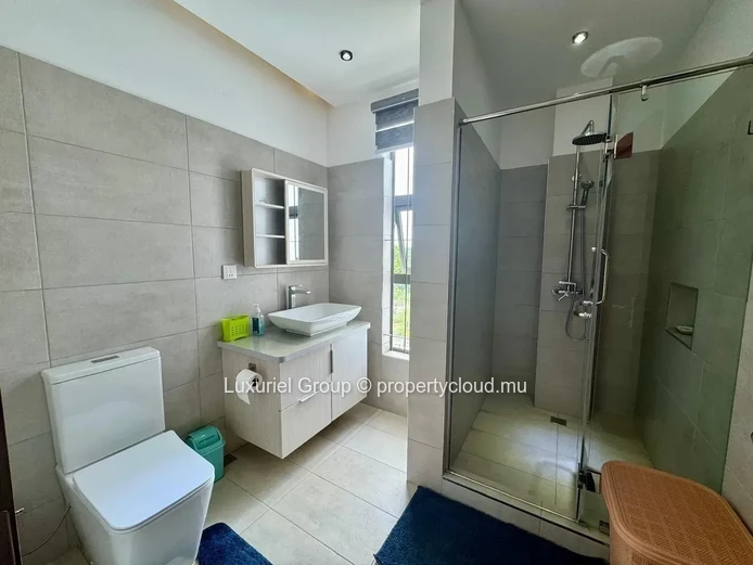 Villa contemporaine à louer – Grand Baie