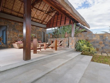 4 Bedroom Villa