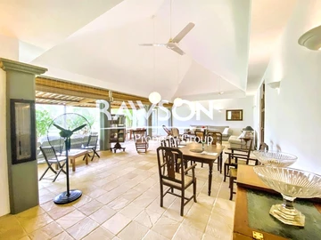 4 Bedroom Villa