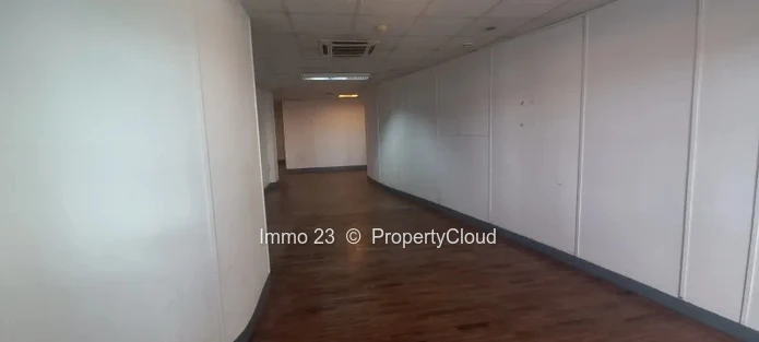 Building - 4425m2 - Port Louis - Ref. BA76441LO