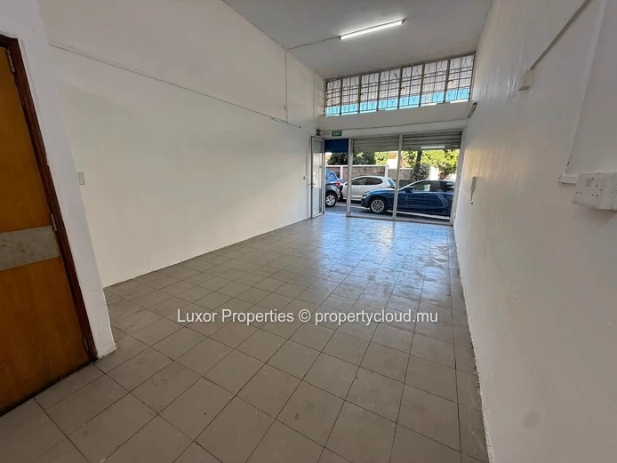 Local Commercial à Louer – Quatre Bornes