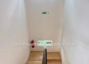 À LOUER | Duplex Moderne de 2 Chambres à Trou aux Biches