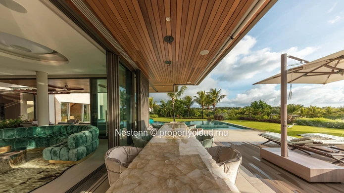 Paradise found: Luxe living 