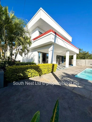 Villa familiale contemporaine de 4 chambres avec piscine privée - Mon Choisy