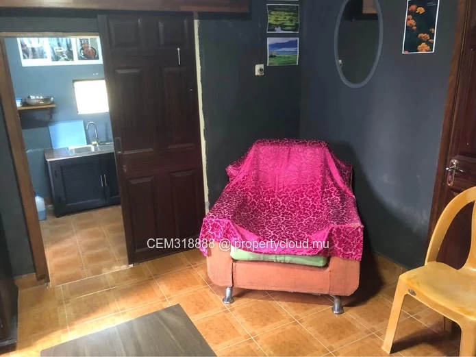 2 Bedrooms Furnished Apartment for Rent – Floréal 