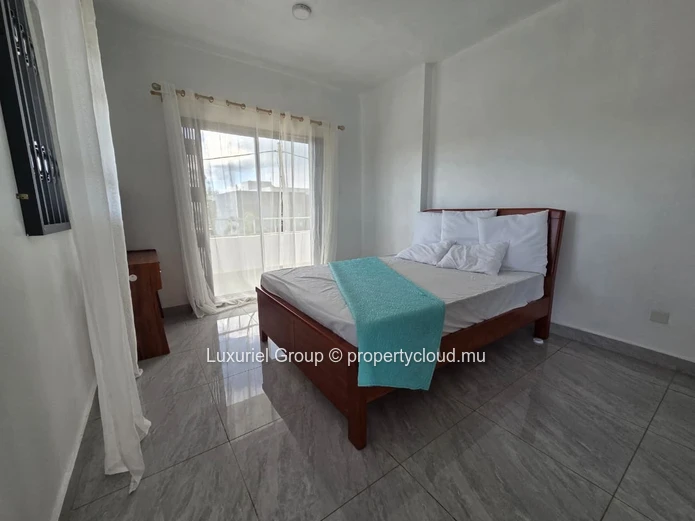 Elegant New Villa with Terraces in a Quiet Area
