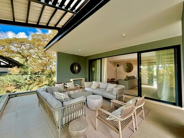 Brand new Penthouse in Belle Vue