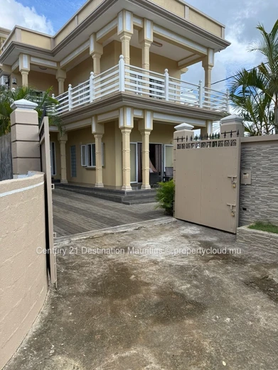 Villa Moderne 3 Chambres avec Rooftop | La Salette