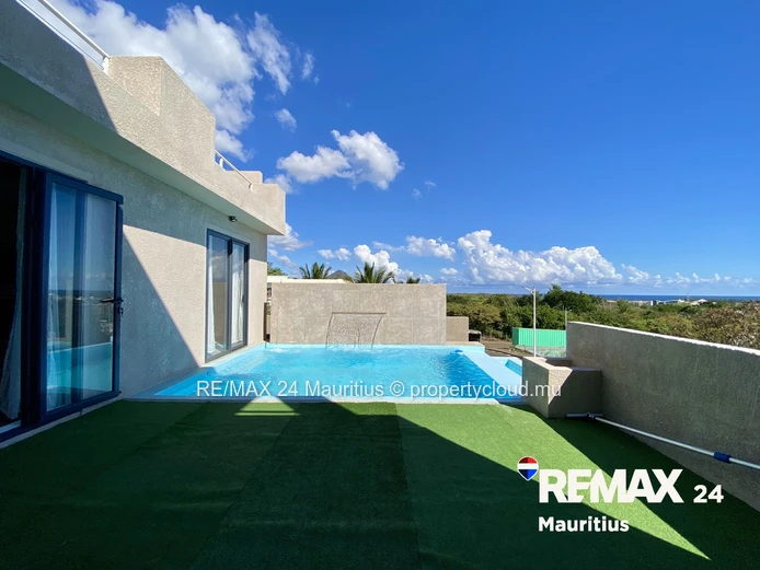 Sea View Villa with Double Garage