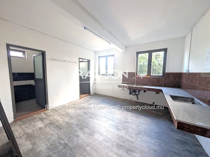 Commercial Space To Let In The Vale | Mur 125,000 Per Month | Prime Location | 420 Sqm