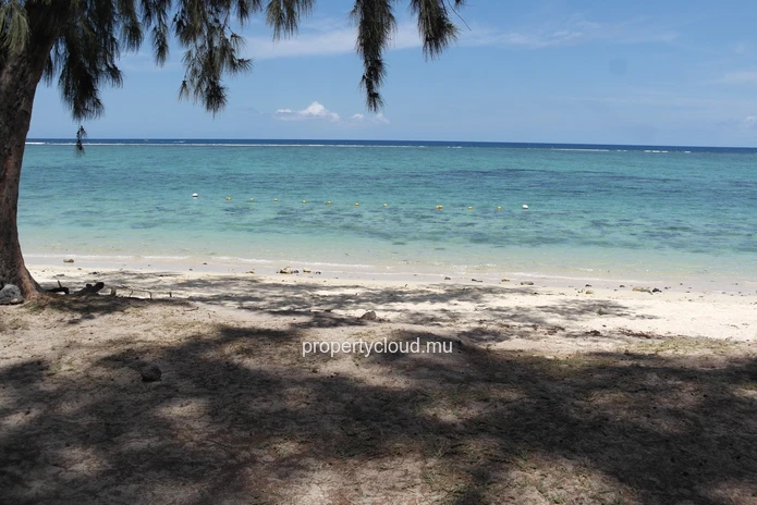 For Rent – Seafront Apartment in Flic en Flac, Mauritius