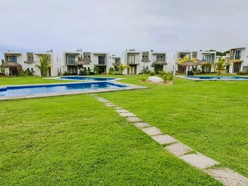 2 Bedroom Townhouse, Duplex