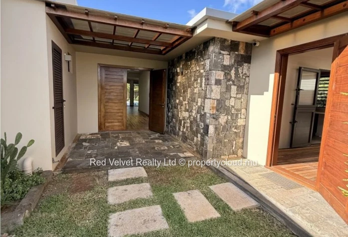 Villa de luxe de 4 chambres à louer à Tamarin