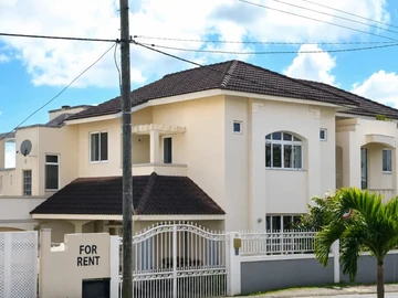 6 Bedroom Office