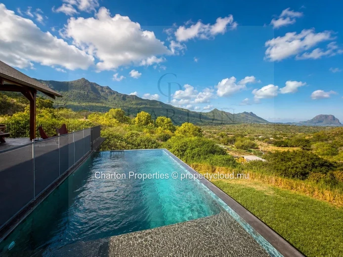 Villa contemporaine d’exception avec piscine à débordement et vue vue mer panoramique - Domaine de Palmyre