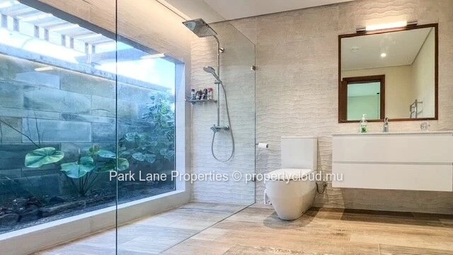 Exceptional Villa with Golf and Sea Views – Avalon Golf Estate