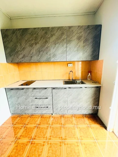  Charming 3-bedroom apartment