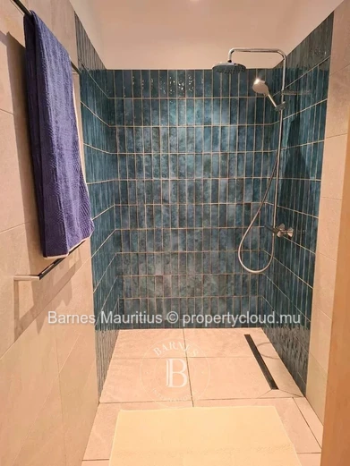 POINTE AUX CANONNIERS – Exceptional Beachfront Garden Apartment – 2 En-Suite Bedrooms