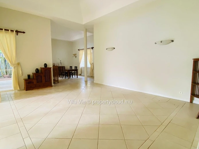 Bain Boeuf - Maison familiale de 4 chambres avec piscine