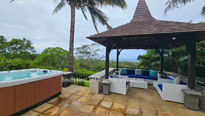 Villa de luxe de 5 chambres avec vue sur la mer 
