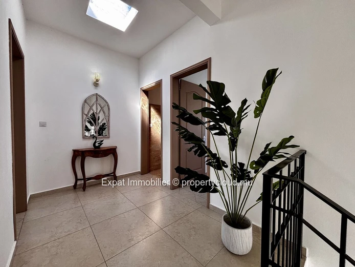 Brand-New 3-Bedroom Duplex For Rent In A Secure Residence – Grand Baie