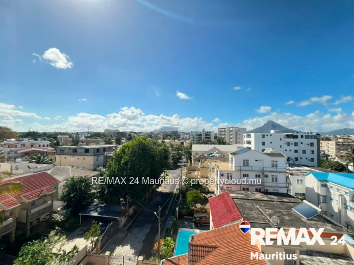 3-Bedroom Apartment with Private Rooftop Terrace | Flic en Flac