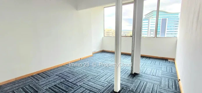 Office - 85m2 - Eb00e8ne - Ref. BU69929LO