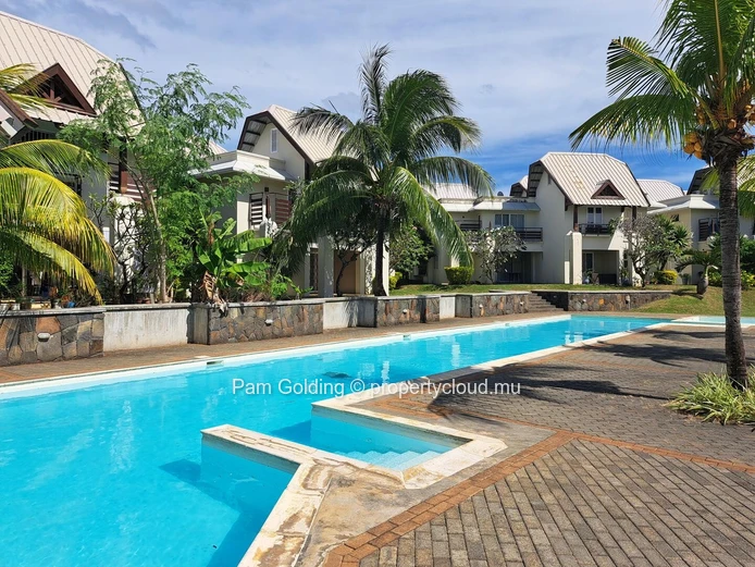 Grand Baie – Duplex à vendre – Pam Golding Mauritius