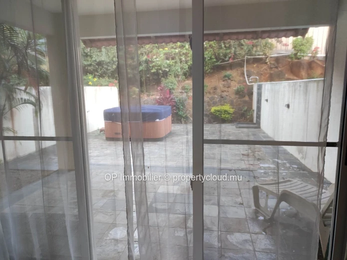 3-Bedroom RES Townhouse with Private Garden in Pointe aux Piments