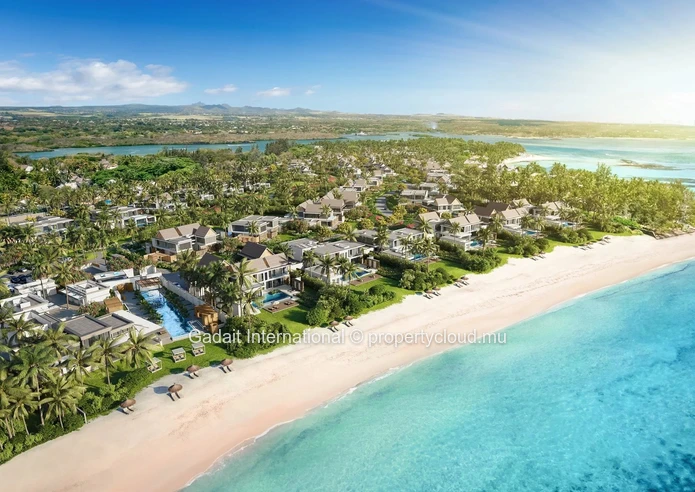 Villa de luxe en vente à Belle Mare, Île Maurice avec un accès direct à la plage