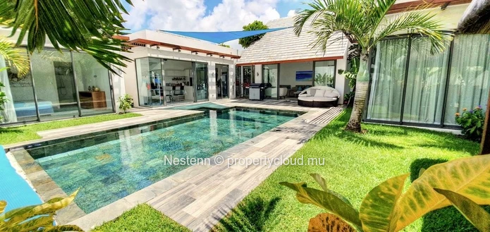 Modern tropical living with 4 bedrooms