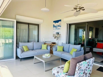 5 Bedroom Villa