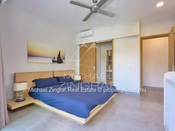 Elegant 2-Bedroom Apartment at Choisy Les Bains