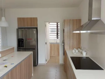 4 Bedroom Villa