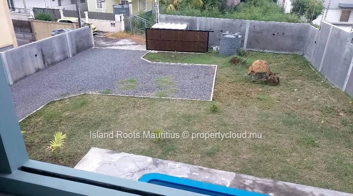 Beautiful villa for holiday rental, located in Pereybère