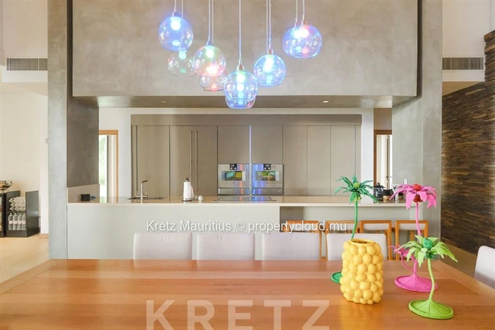 Exceptional Island Signature Villa in the Heart of the Golf Estate