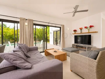 4 Bedroom Villa