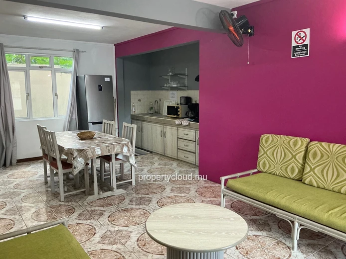 2-bedroom apartment with pool – Grand Baie