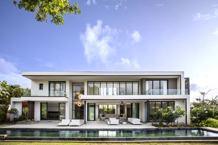 Villa Rempart | Villa Prestigieuse de 5 Chambres avec Piscine et Cadre Montagneux