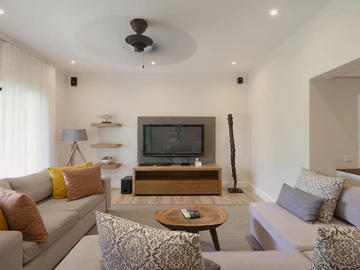 4 Bedroom Villa